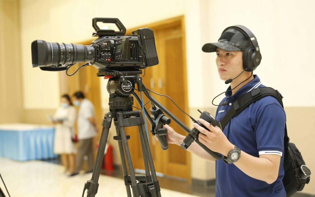 What Are the Advantages of Hiring Experienced Videographers in Surrey